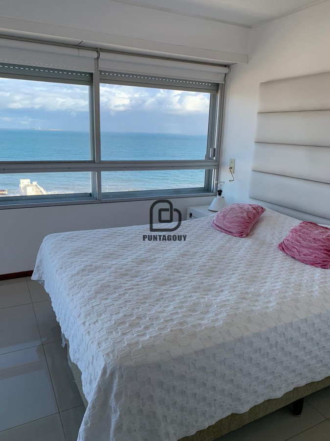 Apartamento ID.1437 - VENTA Y ALQUILER. Peninsula 3 dormitorios + serv.