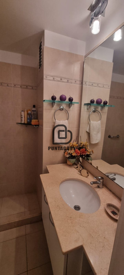 Apartamento ID.1773 - Venta de 3 dormitorios en Roosevelt 