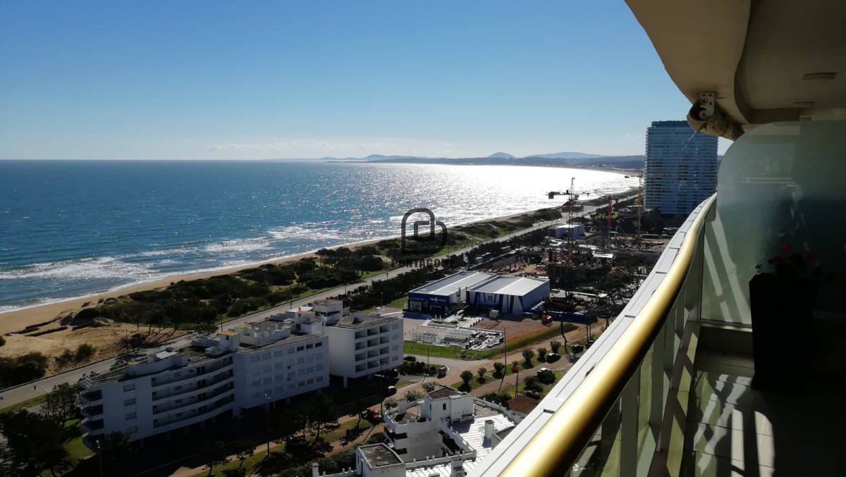 Apartamento ID.1479 -  3 dormitorios 2 baños y parrillero propio en venta