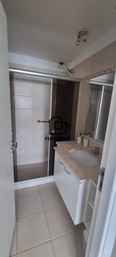 Apartamento ID.1564 - Apartamento de 2 dorm 2 baños en venta 