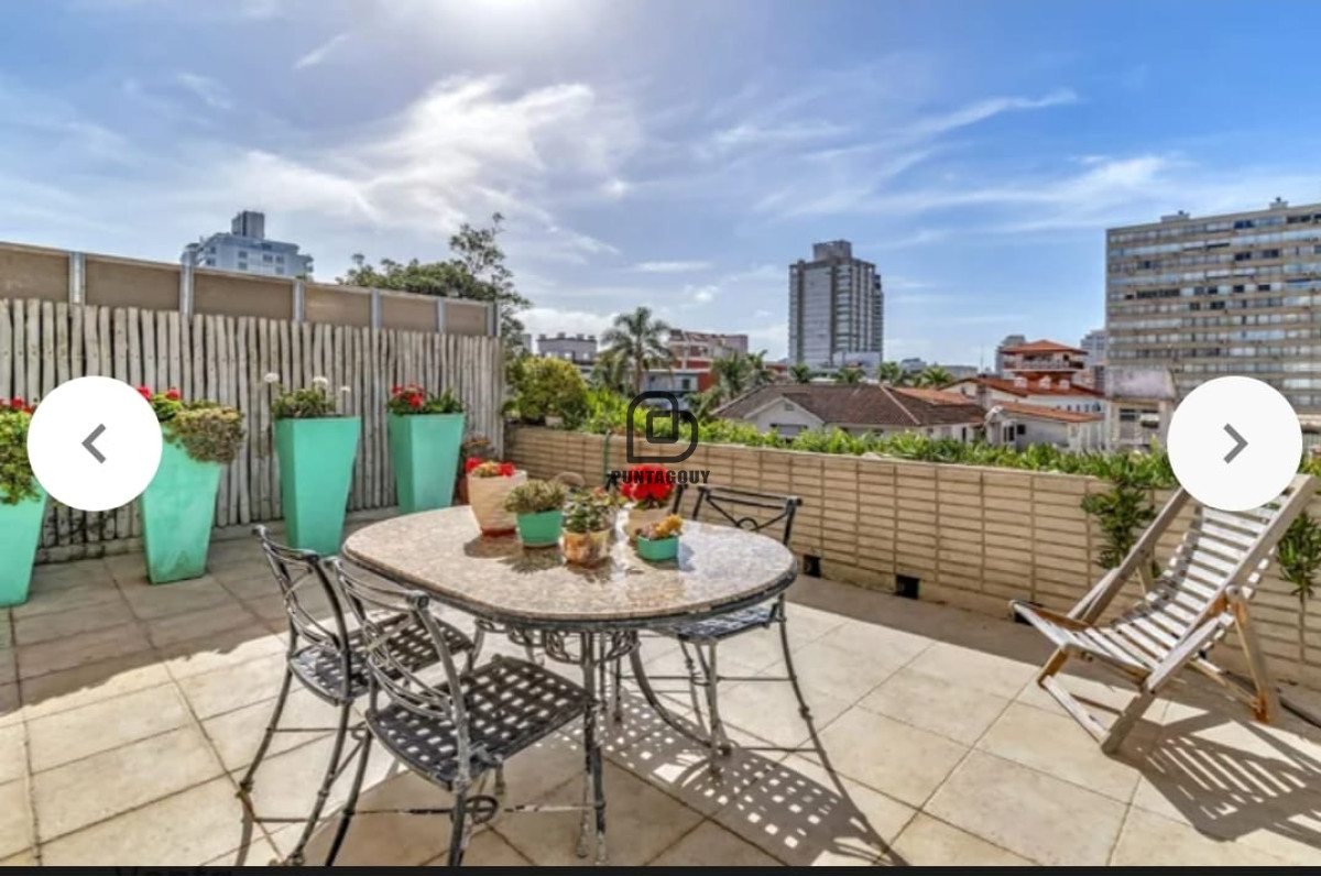 Apartamento ID.268 - VENTA 2 DORMITOIOS Y GARAGE Peninsula Punta del Este