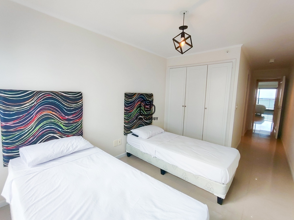 Apartamento ID.1504 - Imperiale 3 dorm 3 baños en venta 