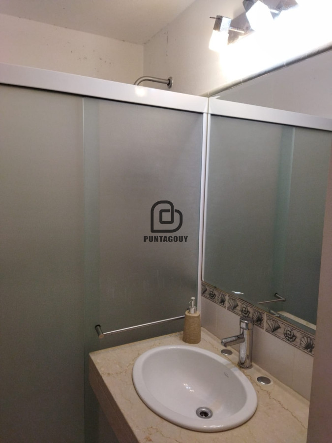 Apartamento ID.268 - VENTA 2 DORMITOIOS Y GARAGE Peninsula Punta del Este