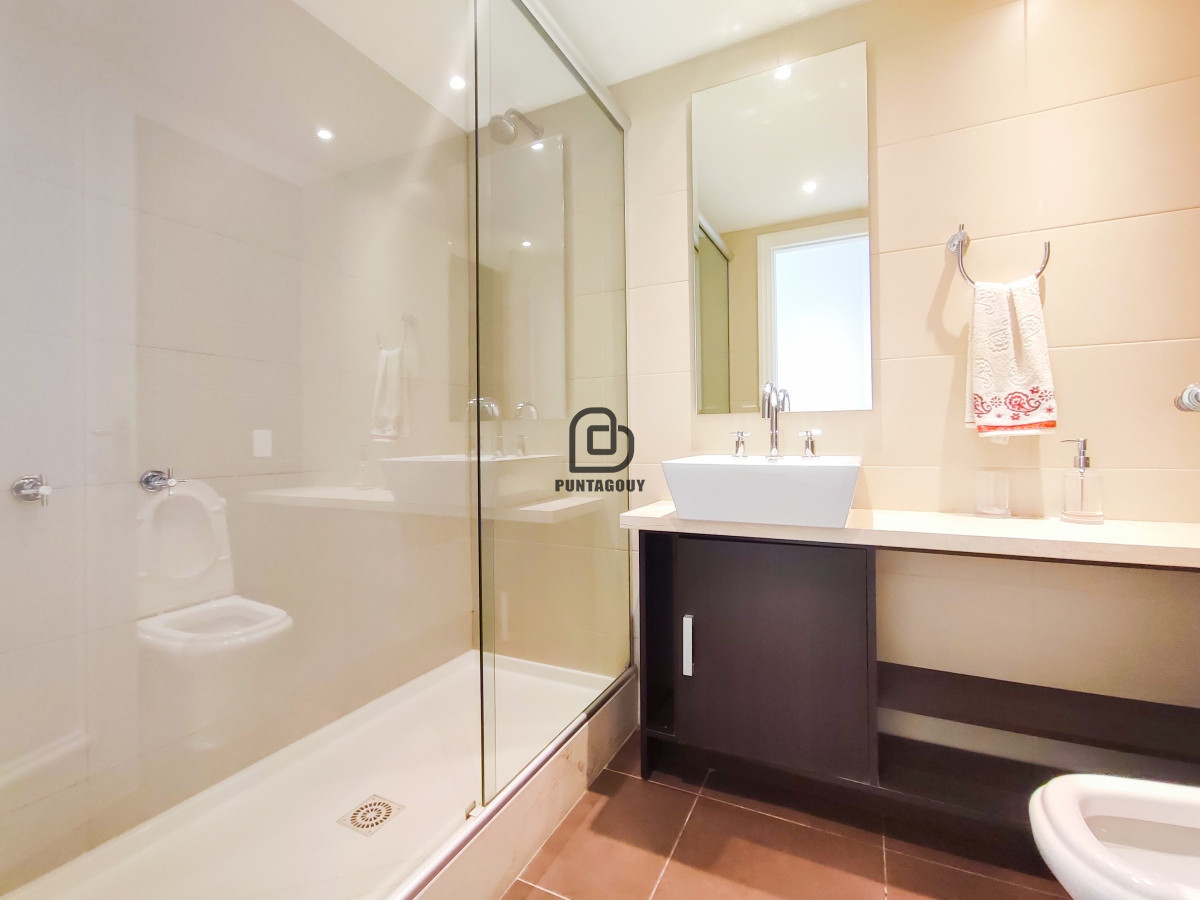 Apartamento ID.1504 - Imperiale 3 dorm 3 baños en venta 