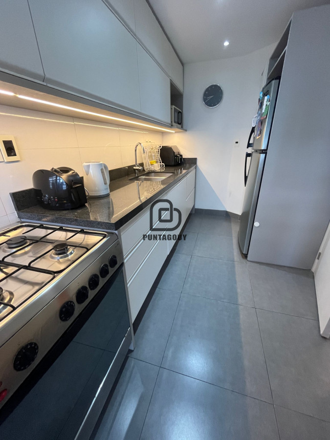 Apartamento ID.1743 - Alquiler y venta frente al mar