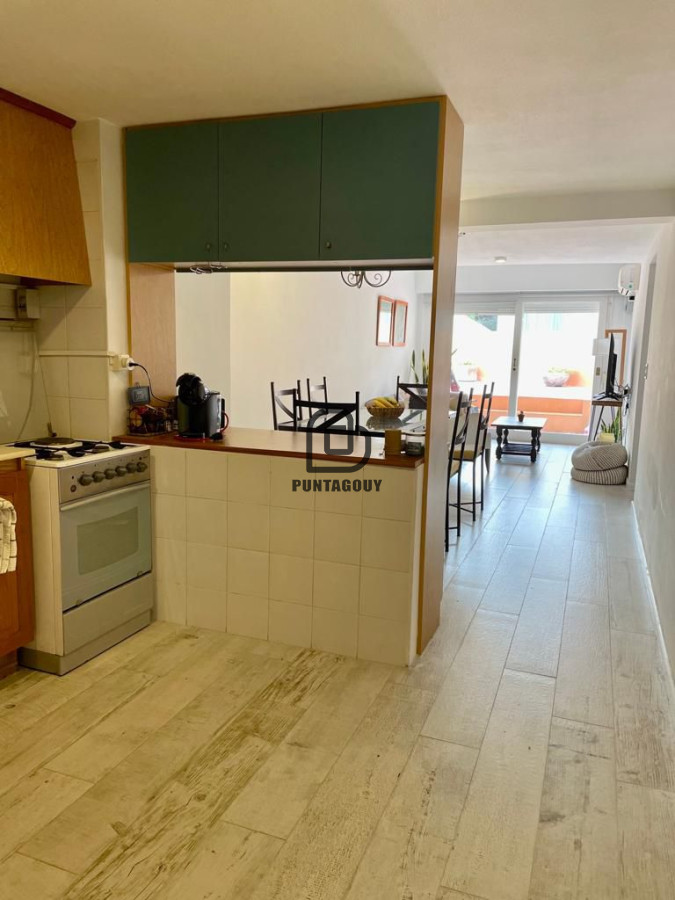 Apartamento ID.1608 - Apto de 2 dormitorios , 2 baños