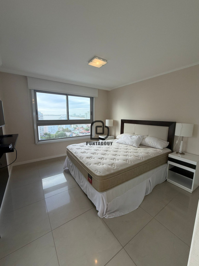 Apartamento ID.7604 - Inversión Premuim frente al mar en Punta del Este