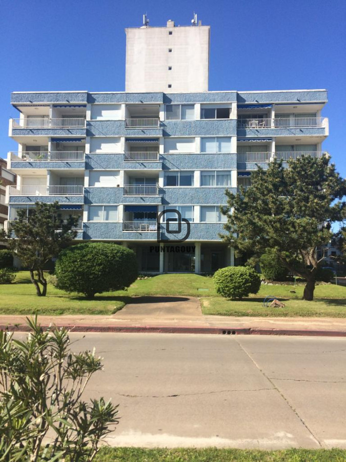 Apartamento ID.1613 - Alquiler de verano, 3 dormitorios , primera linea al mar