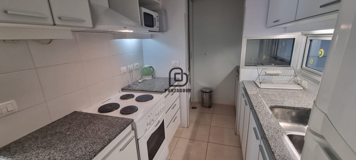 Apartamento ID.1586 - Apartamento en venta Torre del Mar de 3 dormitorios 2 baños