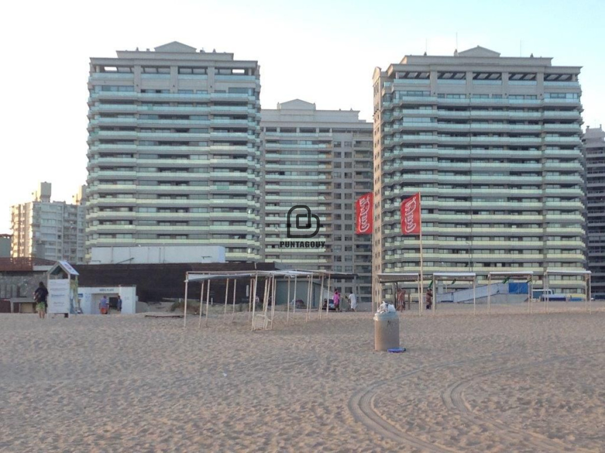 Apartamento ID.1550 - Torre Imperiale III de 2 dormitorios 3 baños en alquiler vacacional