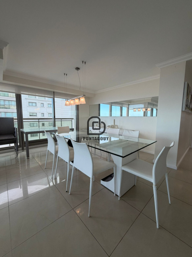 Apartamento ID.7604 - Inversión Premuim frente al mar en Punta del Este