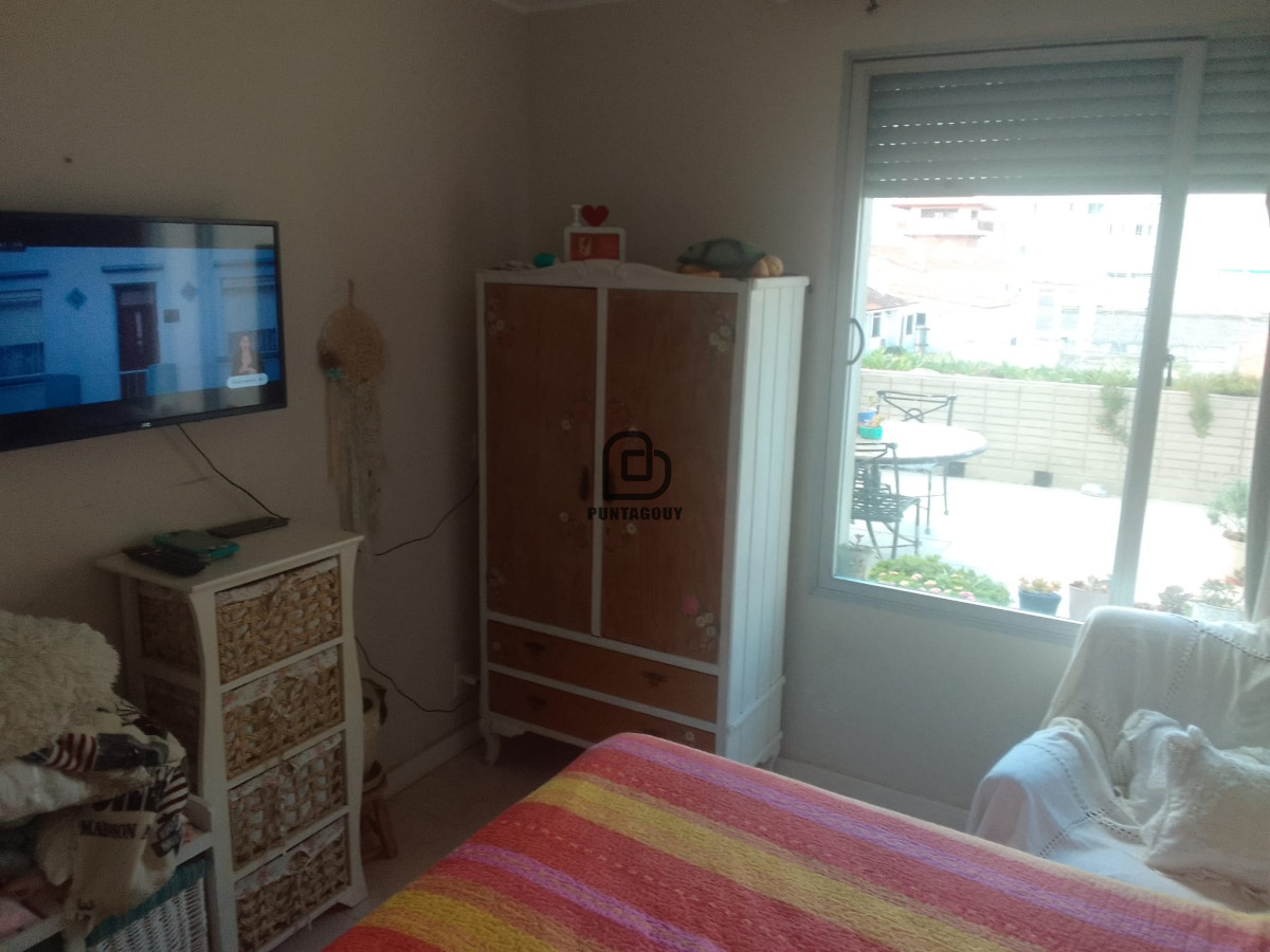 Apartamento ID.268 - VENTA 2 DORMITOIOS Y GARAGE Peninsula Punta del Este