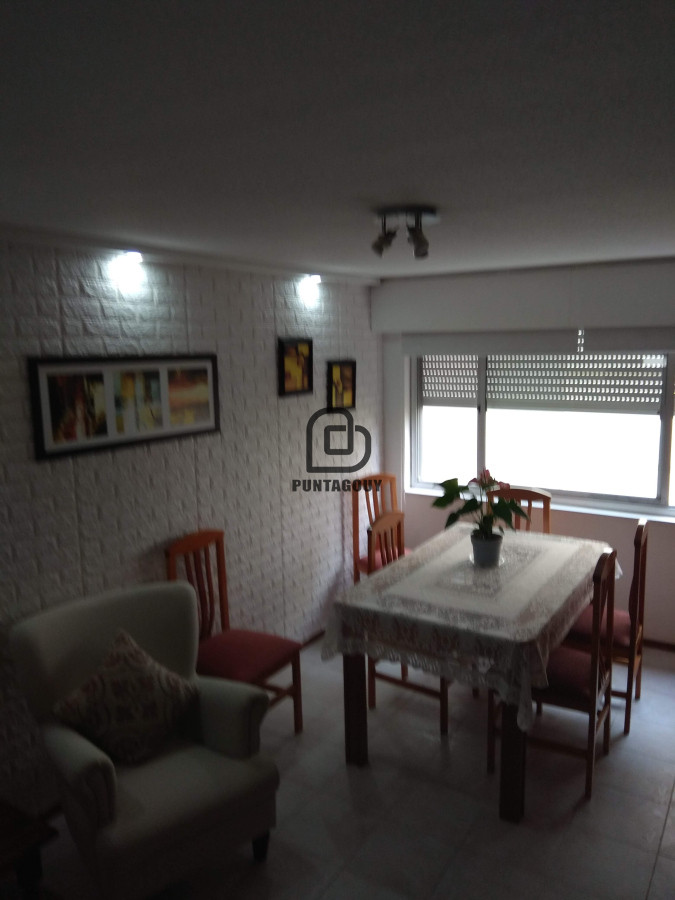 Apartamento ID.1594 - VENTA apartamento, centro de Maldonado.