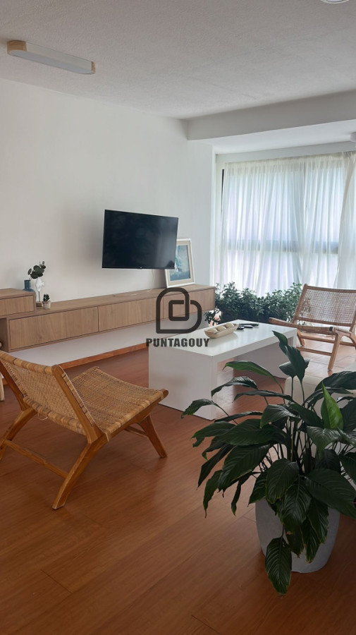 Apartamento ID.1743 - Alquiler y venta frente al mar