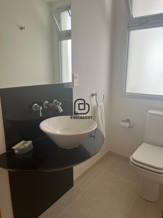 Apartamento ID.1821 - Venta unidad de 3 Suitte frente al mar 