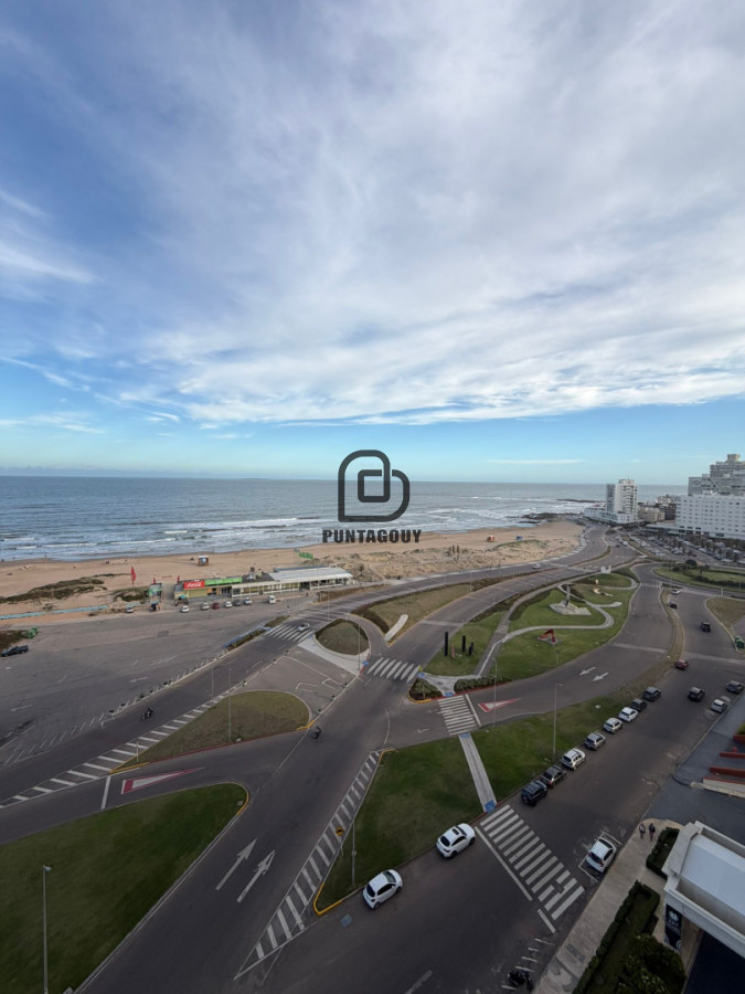 Apartamento ID.7604 - Inversión Premuim frente al mar en Punta del Este
