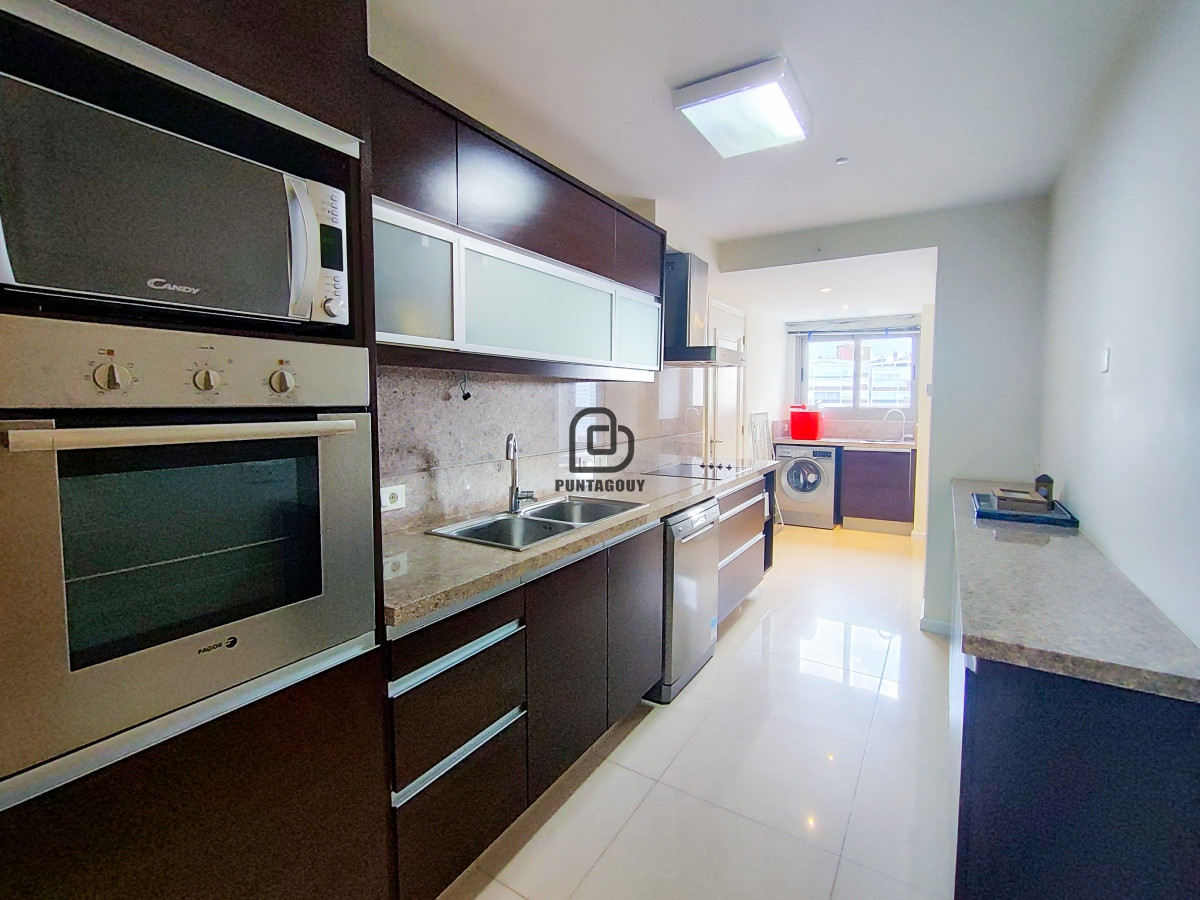 Apartamento ID.1504 - Imperiale 3 dorm 3 baños en venta 