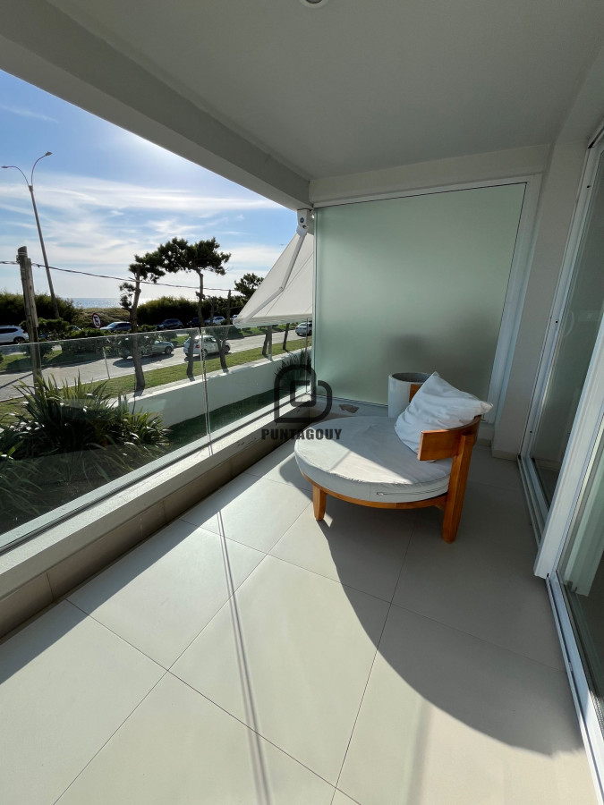 Apartamento ID.1716 - venta 2 dormitorios, primera linea al mar