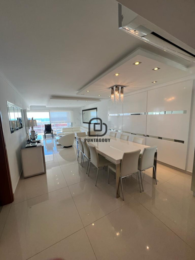 Apartamento ID.1481 - Miami Boulevard 3 dorm 2 baños mas dep de serv en venta 