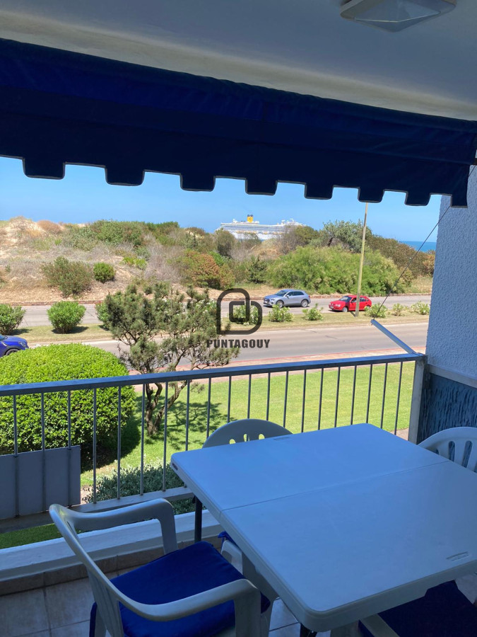 Apartamento ID.1613 - Alquiler de verano, 3 dormitorios , primera linea al mar