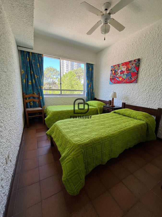 Apartamento ID.1601 - Apartamento en venta de 2 dormitorios en PUNTA DEL ESTE