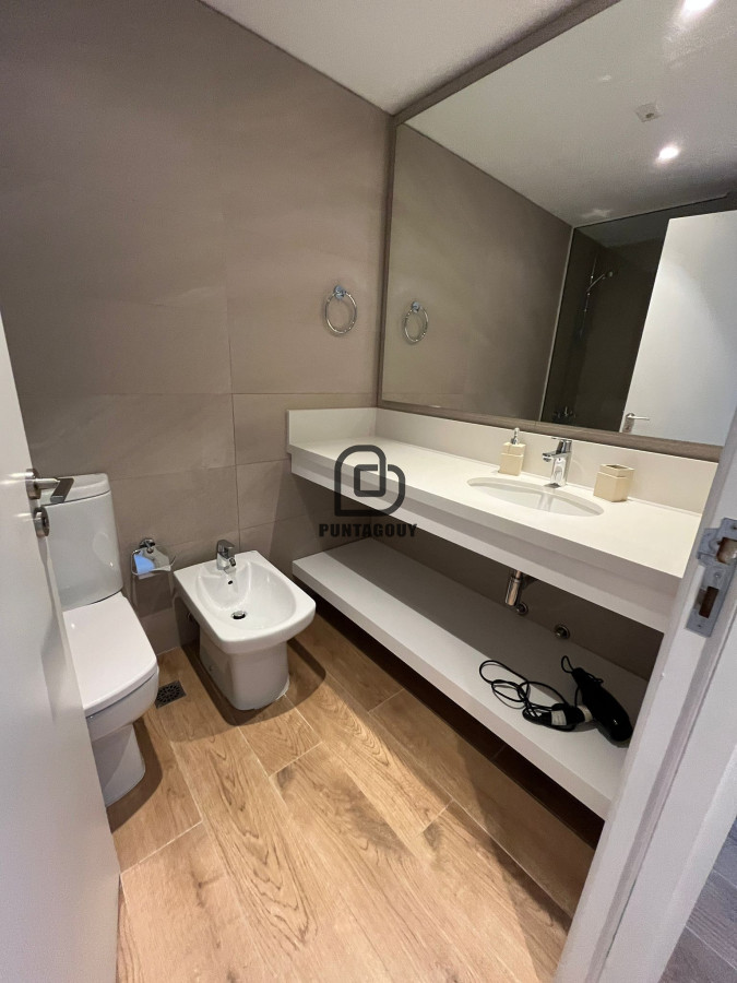 Apartamento ID.1772 - ALQUILER DE TEMPORADA TORRE TRUMP