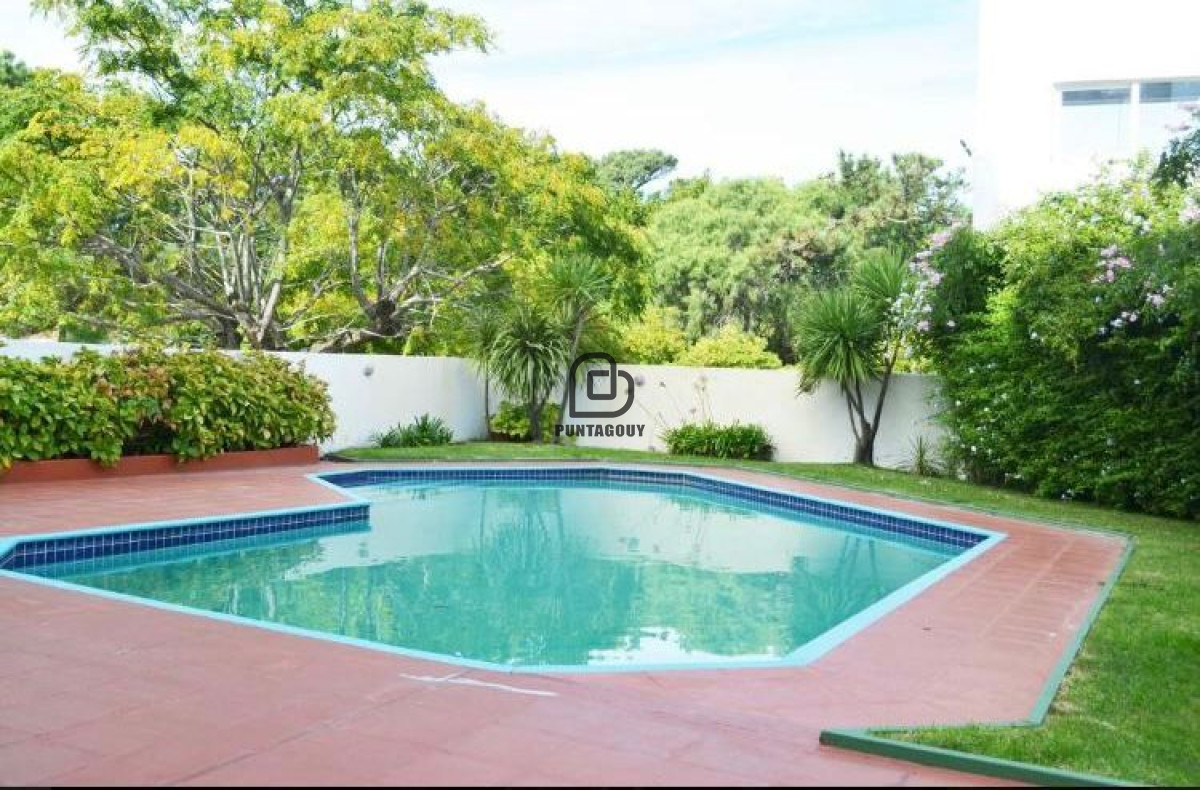 Apartamento ID.1608 - Apto de 2 dormitorios , 2 baños