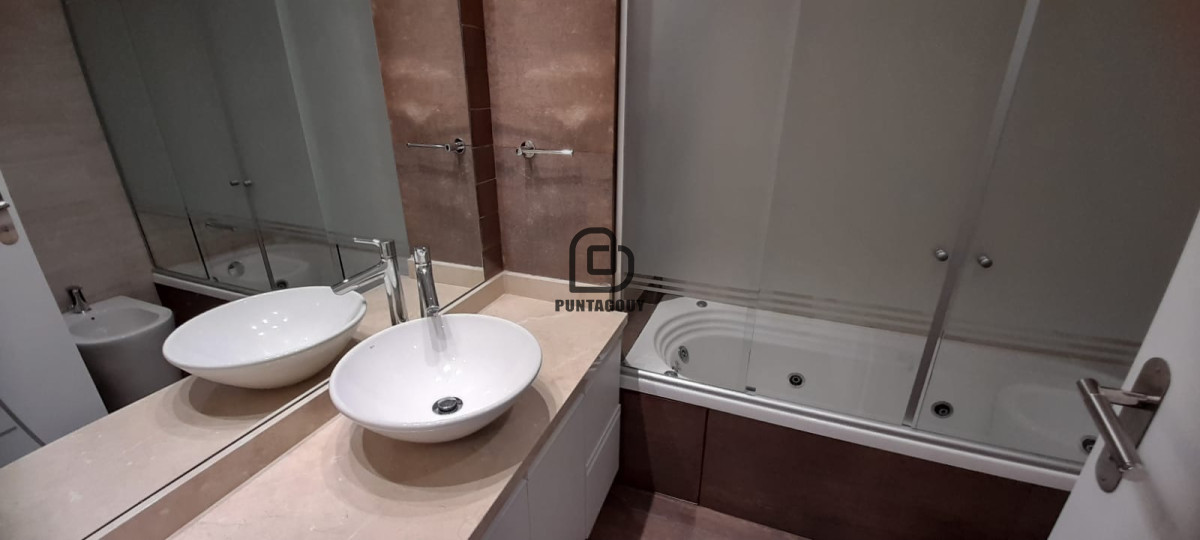 Apartamento ID.1534 - Miami Boulevard II de 2 dorm 2 baños en alquiler vacacional