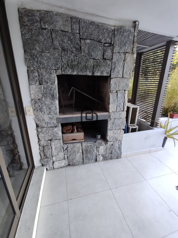 Apartamento ID.1760 - venta 2 dormitorios y parrillero propio