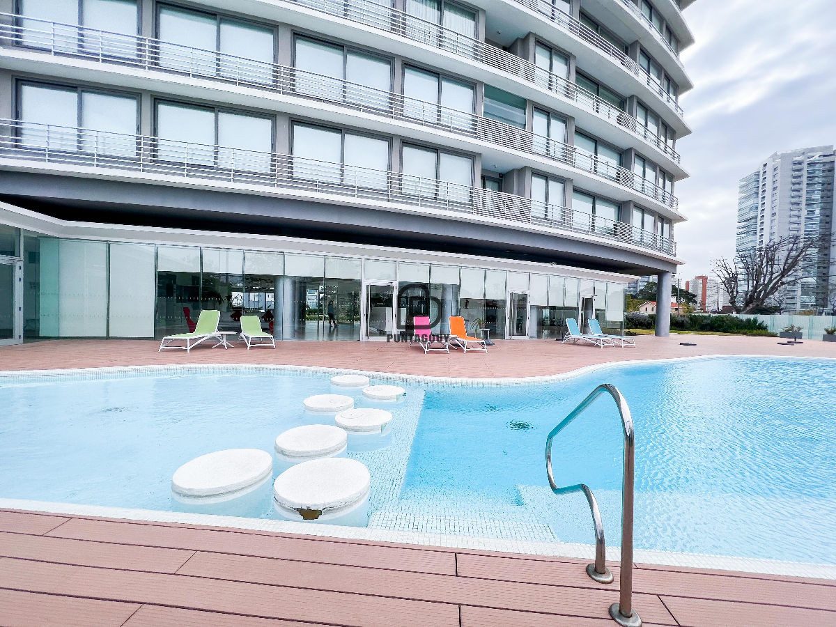 Apartamento ID.1495 - Alexander Boulevard de 2 dorm 2 baños en venta 