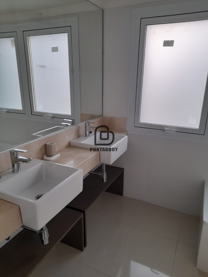 Apartamento ID.1488 - venta 3 dormitorios y  3 baños mas dependencia 