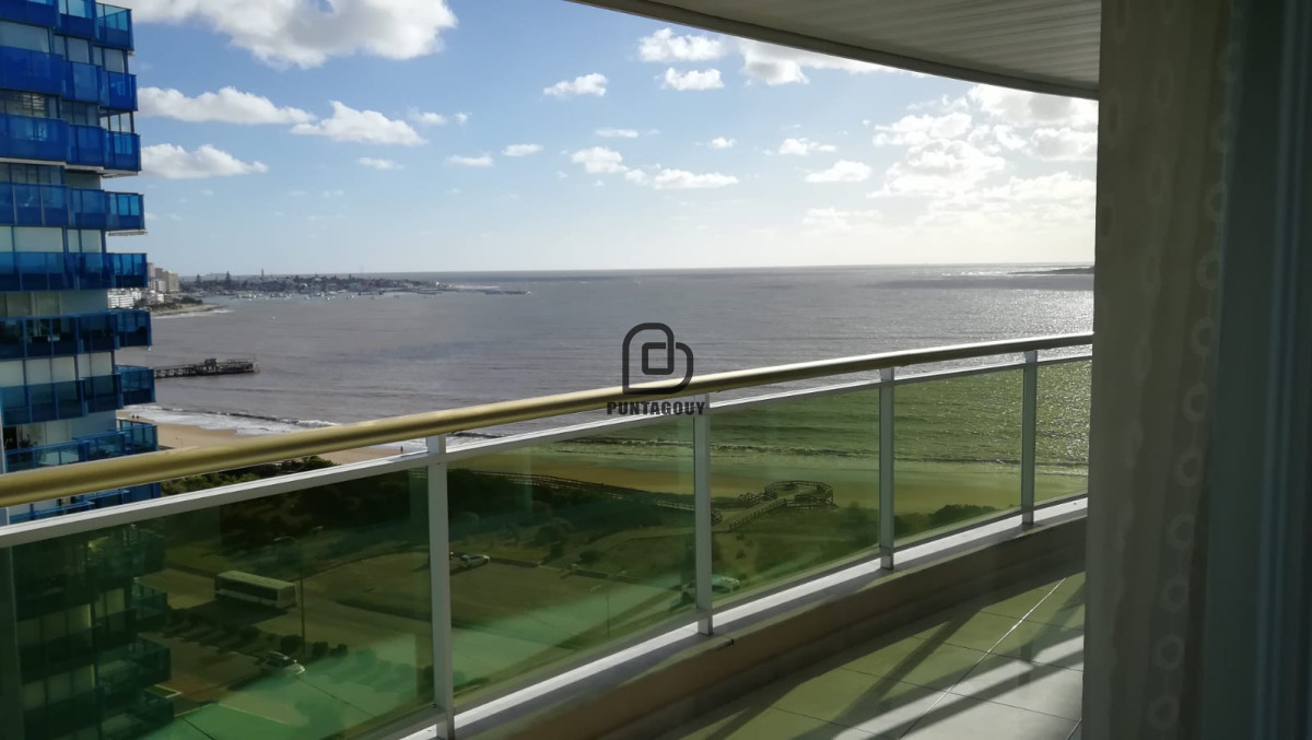 Apartamento ID.1536 - Coral Tower 3 dorm 2 baños en alquiler vacacional