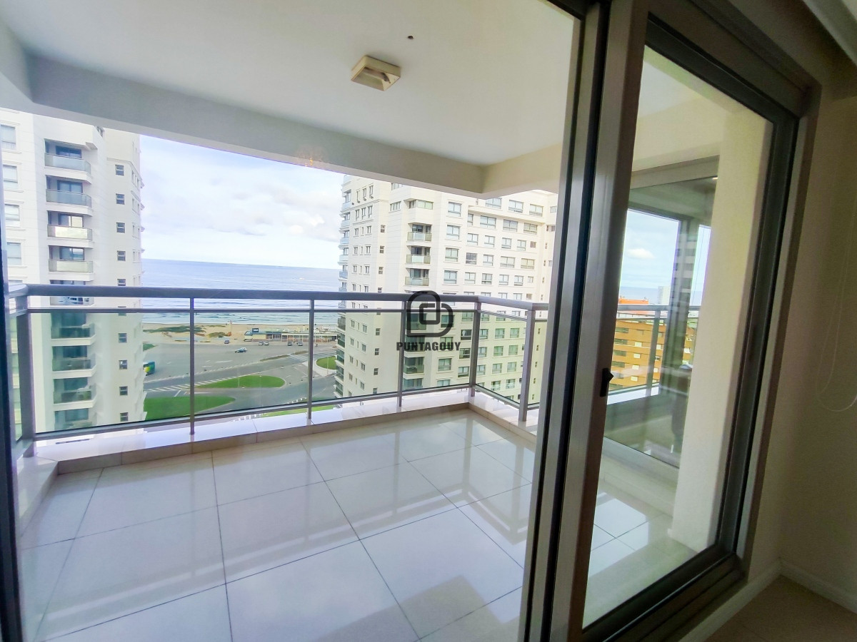 Apartamento ID.1504 - Imperiale 3 dorm 3 baños en venta 