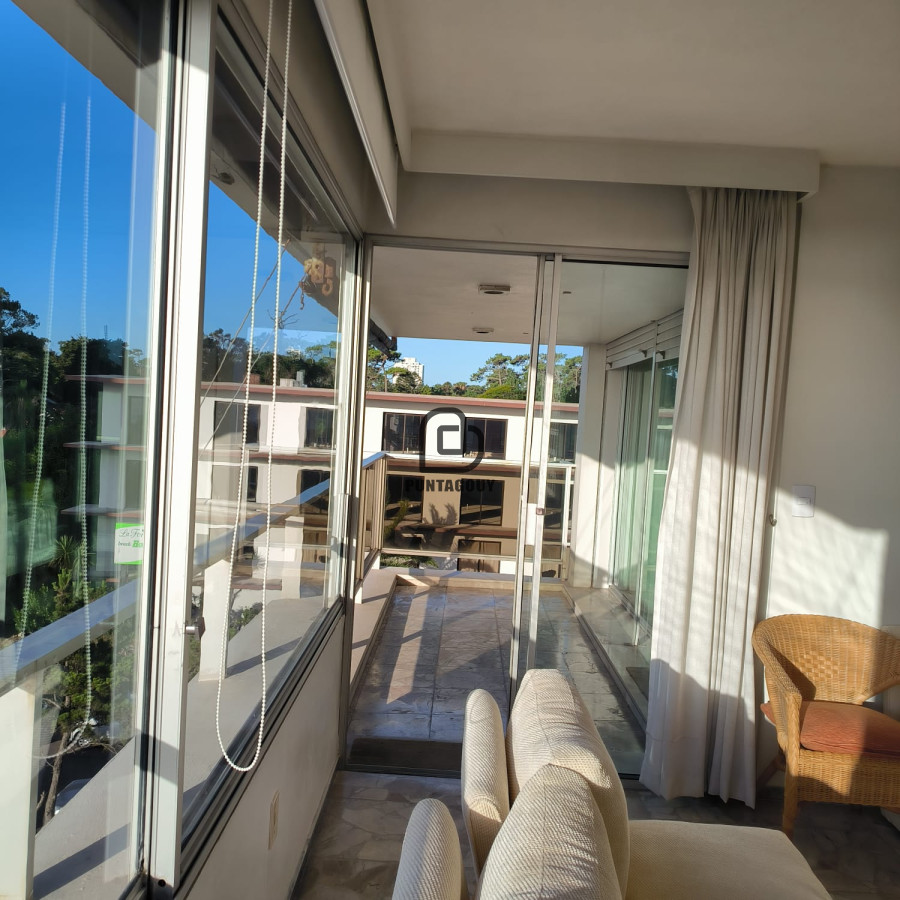 Apartamento ID.1630 - Alquiler de temporada 2 dormitorios, con servicios