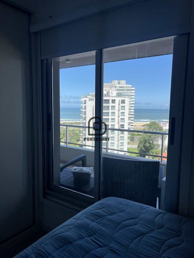 Apartamento ID.1515 - Apartamento en edificio Moon - inversión versátil con potencial de renta en Punta del Este