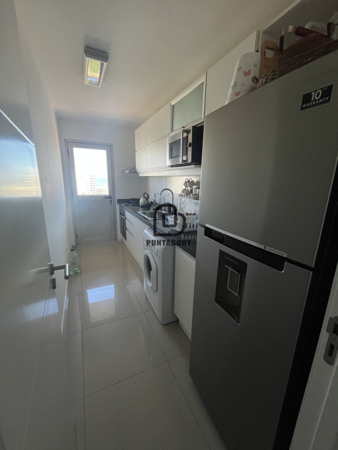 Apartamento ID.1515 - Apartamento en edificio Moon - inversión versátil con potencial de renta en Punta del Este