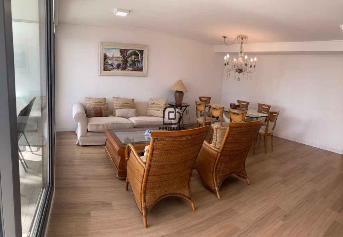 Apartamento ID.1500 - Alexander Boulevard de 2 dormitorios 2  en venta 