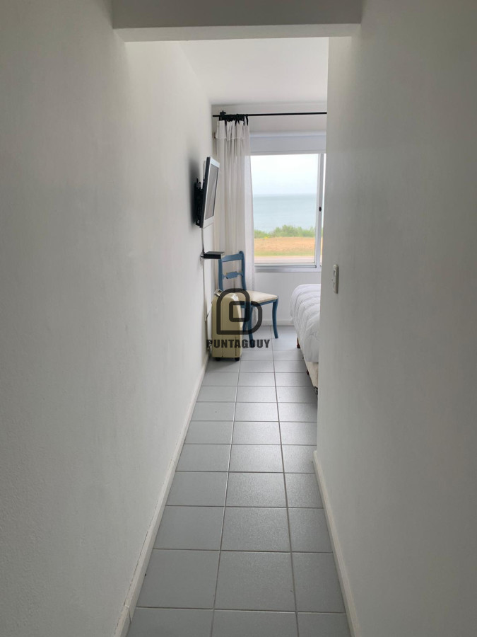 Apartamento ID.1473 - Apartamento de 2 dormitorios,  2 baños y cochera doble 