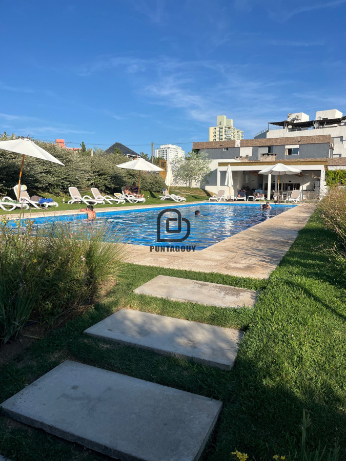 Apartamento ID.1716 - venta 2 dormitorios, primera linea al mar