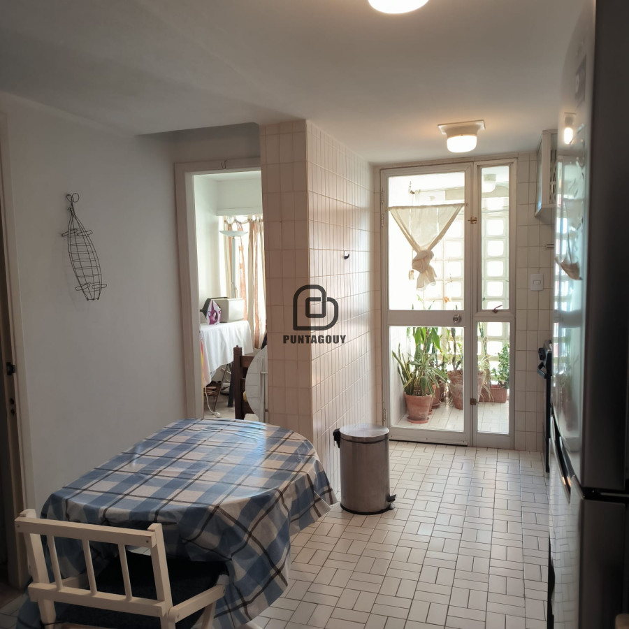 Apartamento ID.1630 - Alquiler de temporada 2 dormitorios, con servicios