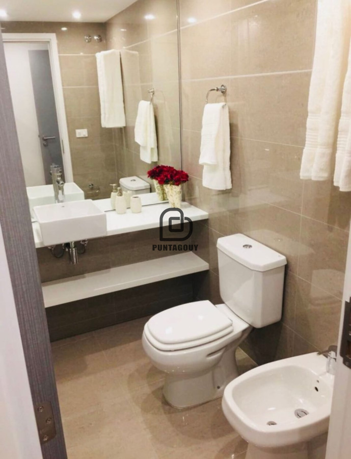 Apartamento ID.1466 - Alexander Boulevard 2 dormitorios y  2 baños en venta 
