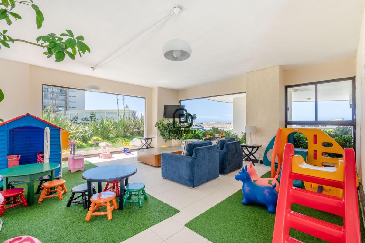 Apartamento ID.1743 - Alquiler y venta frente al mar