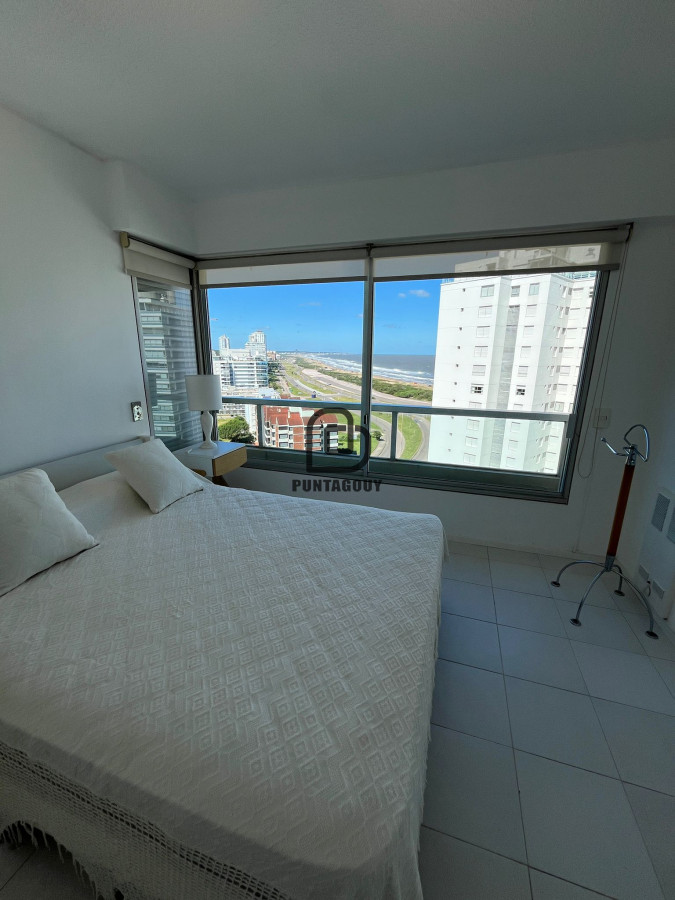 Apartamento ID.1599 - Apartamento en alquiler, 3 dormitorios