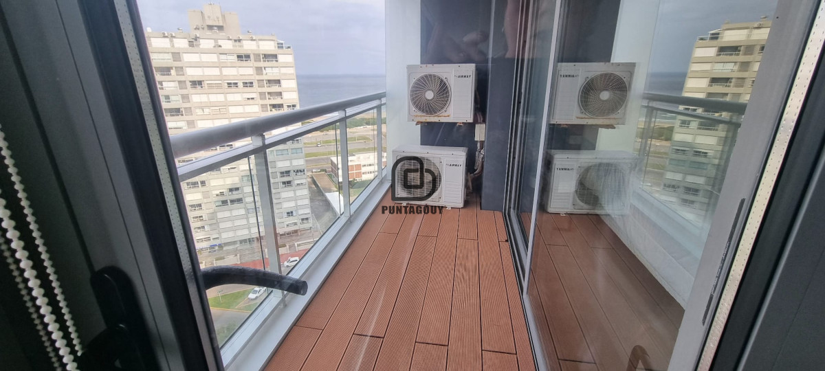 Apartamento ID.1540 - 1 dormitorio y  2 baños en venta 