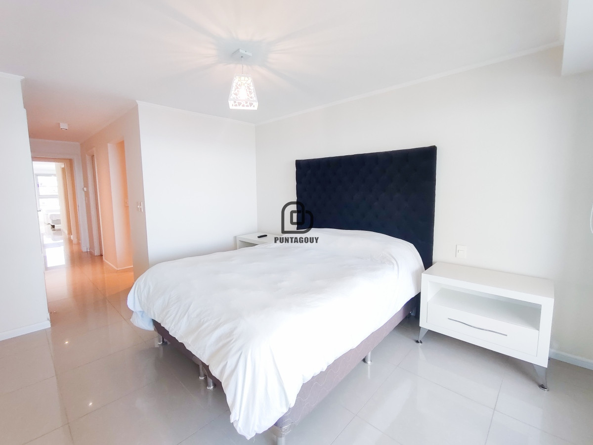Apartamento ID.1504 - Imperiale 3 dorm 3 baños en venta 