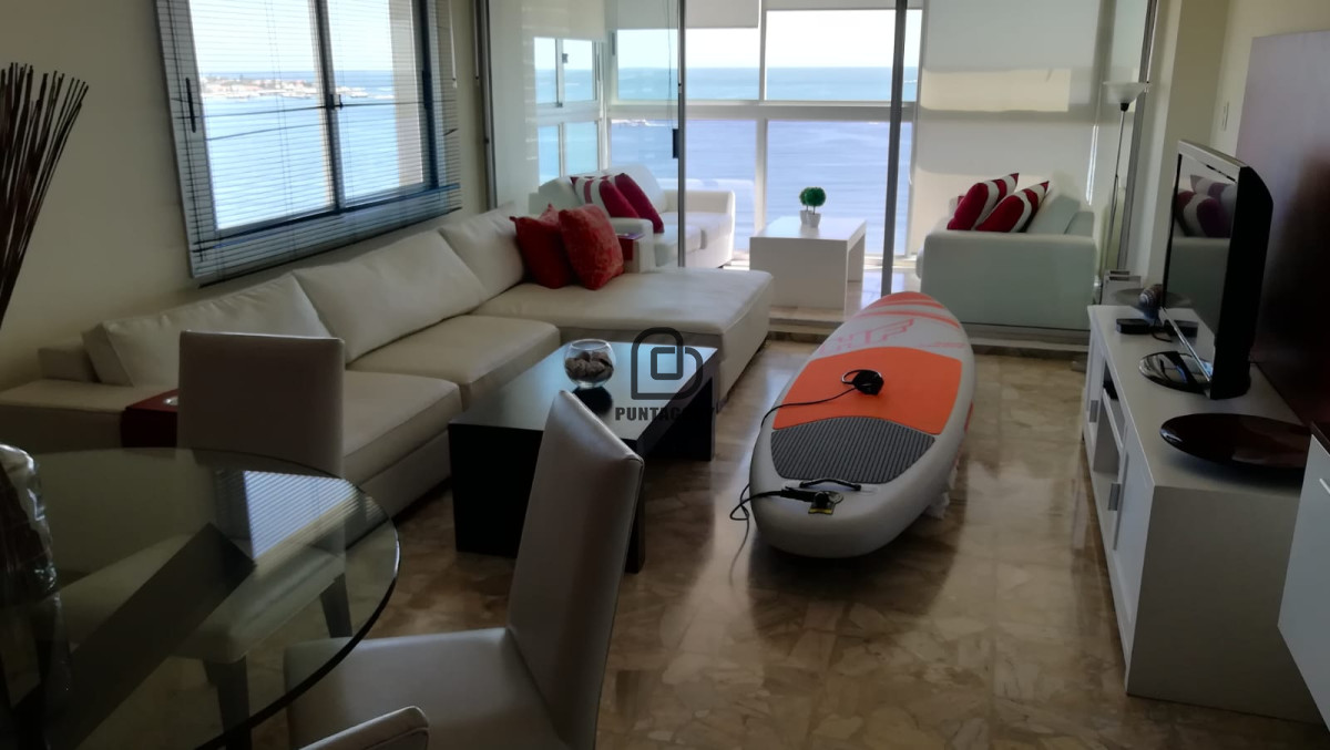 Apartamento ID.1643 - Alquiler de temporada 2 dormitorios, con servicios