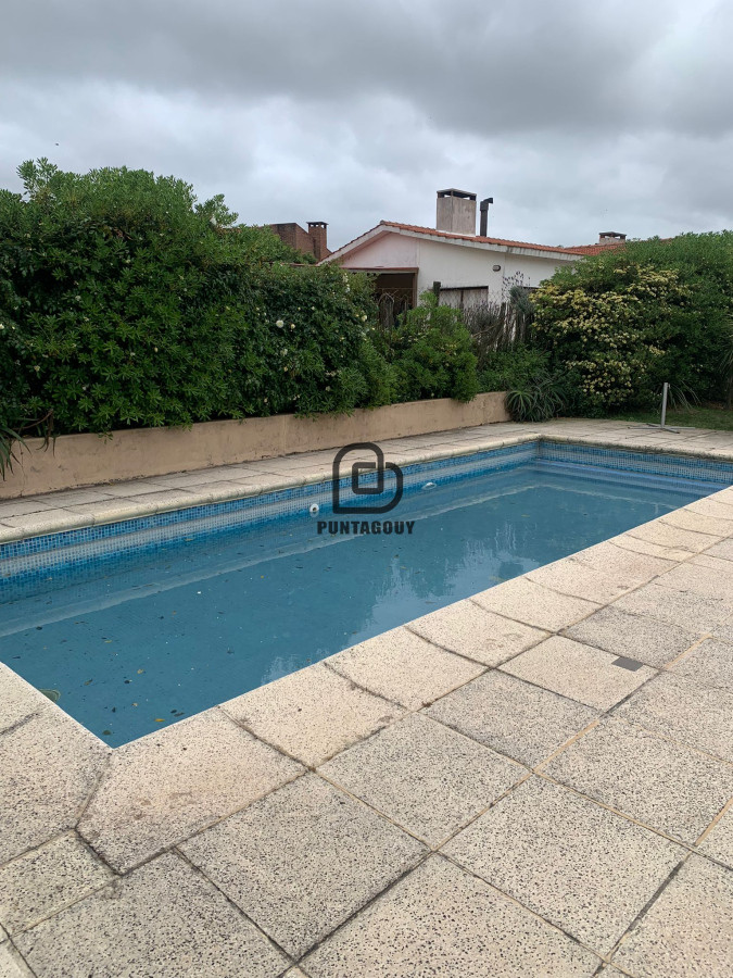 Apartamento ID.1473 - Apartamento de 2 dormitorios,  2 baños y cochera doble 