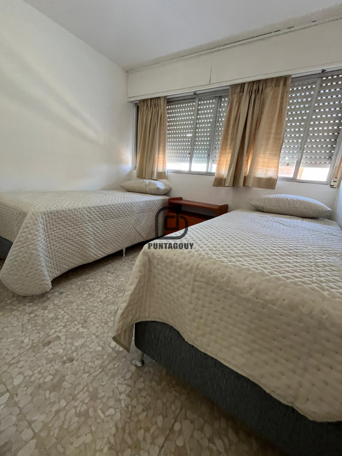Apartamento ID.1561 - alquiler vacacional en Gorlero a 2 cuadras de ambas playas Mansa y Brava
