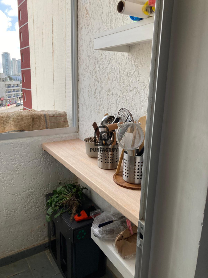 Apartamento ID.1562 - Apto en 2 dorm 2 baños con vista franca al mar en venta