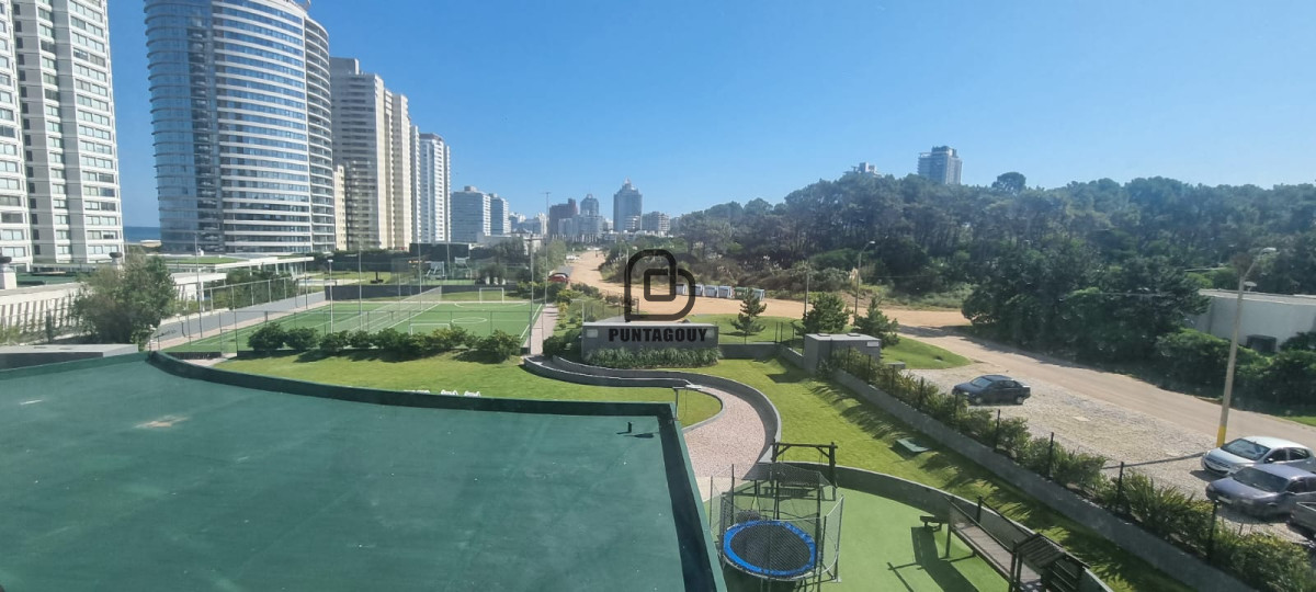 Apartamento ID.1762 - Venta 3 dormitorios y terraza con parrillero propio en Punta del este
